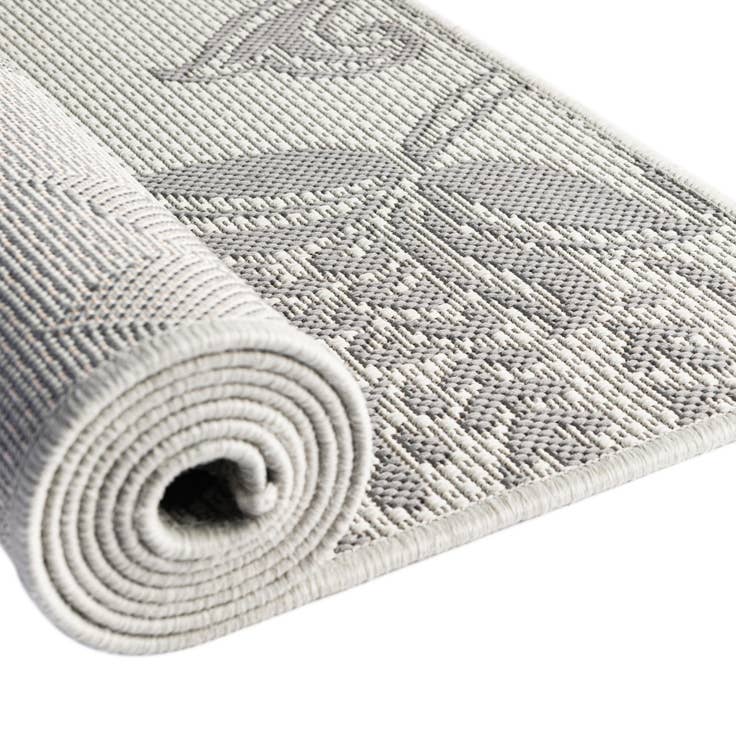 Detail image of 6' x 9' Easy-Clean Botanical Indoor / Outdoor Rug