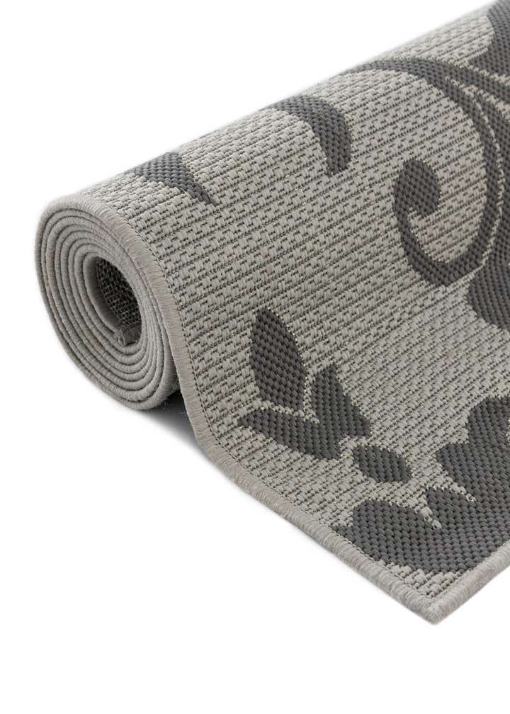 2' 2 x 3' Easy-Clean Botanical Indoor / Outdoor Rug