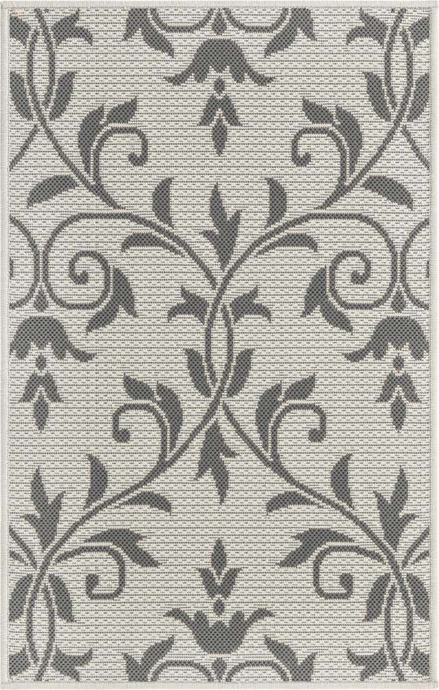 2' 2 x 3' Easy-Clean Botanical Indoor / Outdoor Rug