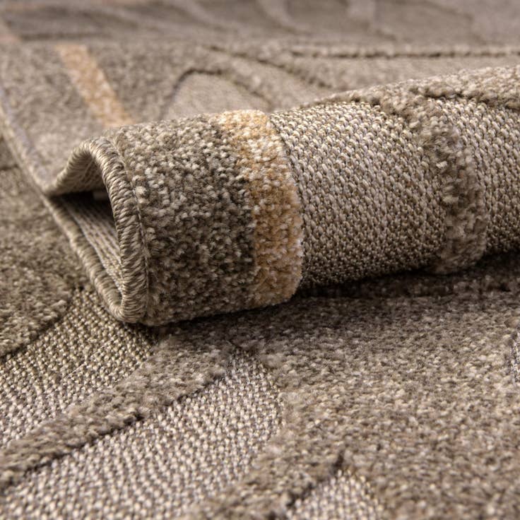 Detail image of 8' x 10' Easy-Clean Botanical Indoor / Outdoor Rug