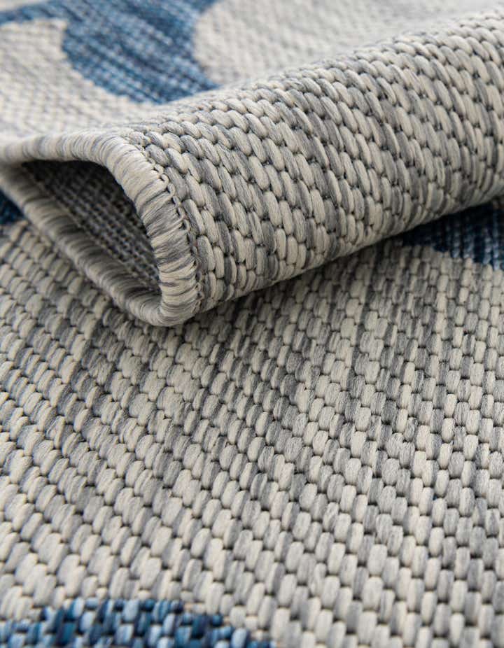 9' x 12' Easy-Clean Botanical Indoor / Outdoor Rug