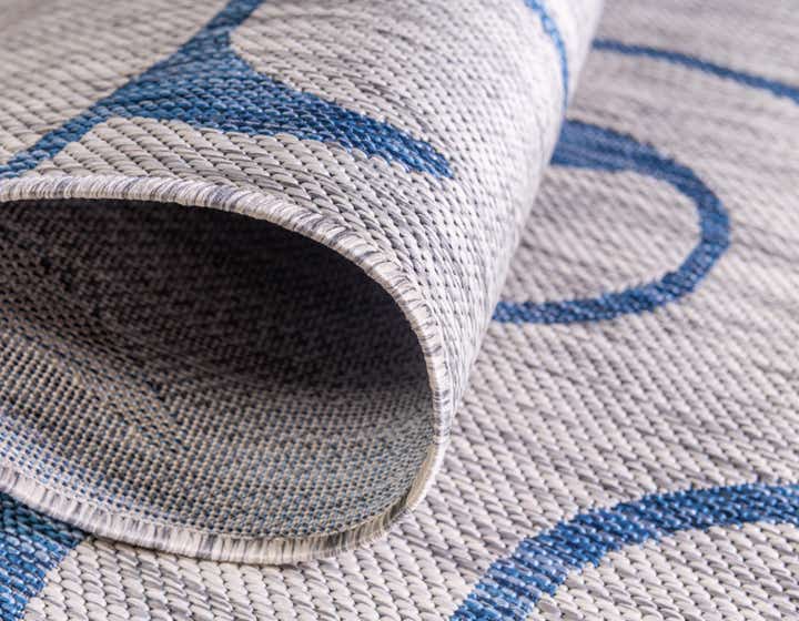 9' x 12' Easy-Clean Botanical Indoor / Outdoor Rug