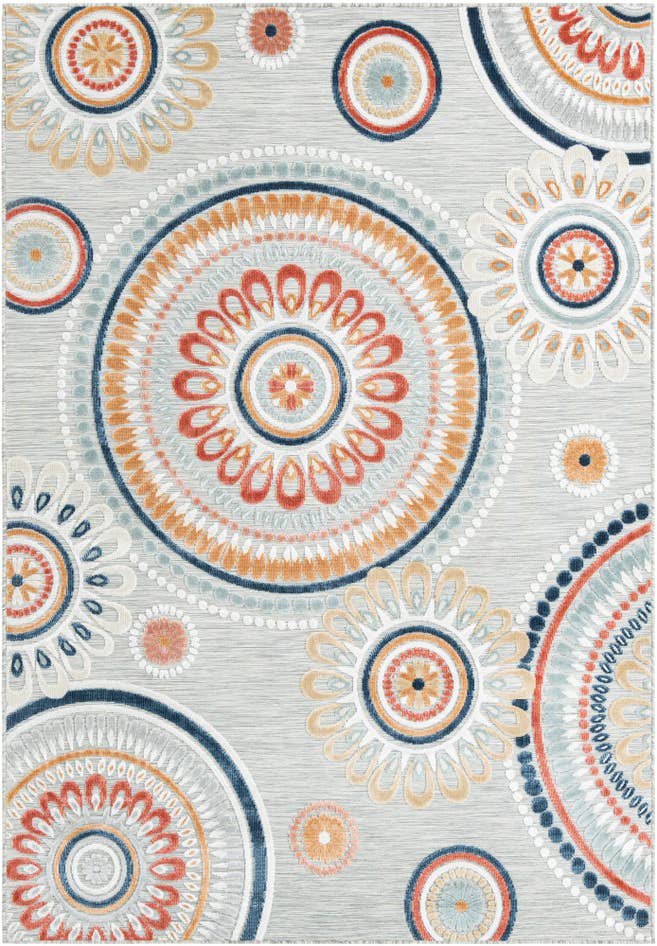 Detail image of 6' 4 x 9' Easy-Clean Botanical Indoor / Outdoor Rug