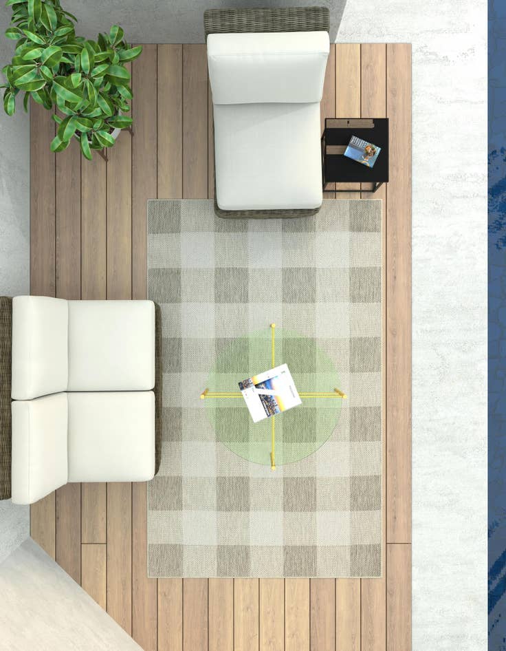 Detail image of 5' 3 x 7'  Washable Checkered Indoor / Outdoor Rug