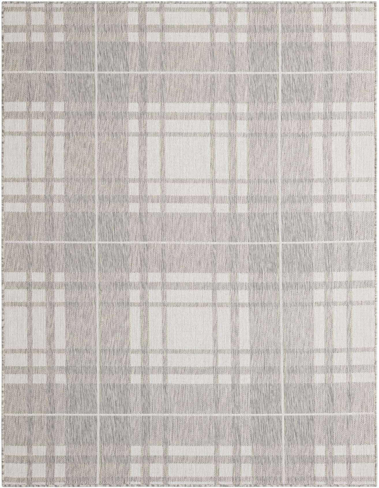 5' 3 x 8' Easy-Clean Checkered Indoor / Outdoor Rug