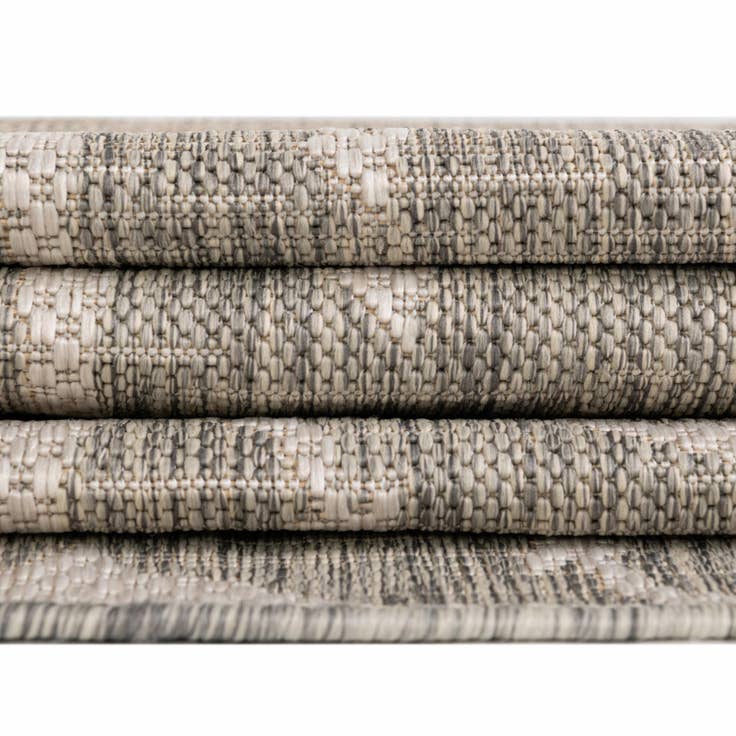 Detail image of 2' x 3' Easy-Clean Coastal Indoor / Outdoor Rug