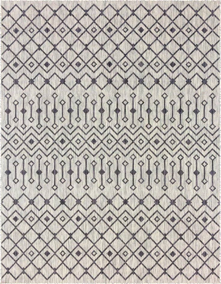 Detail image of 7' 10 x 11' Easy-Clean Lattice Indoor / Outdoor Rug