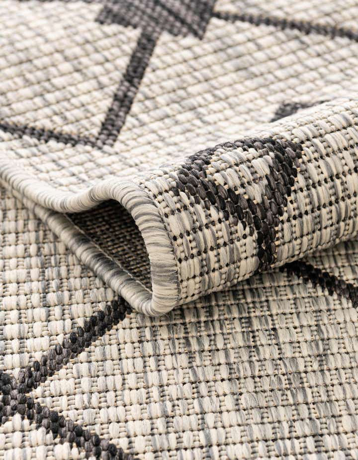 Custom Gray Easy-Clean Lattice Indoor / Outdoor Rug