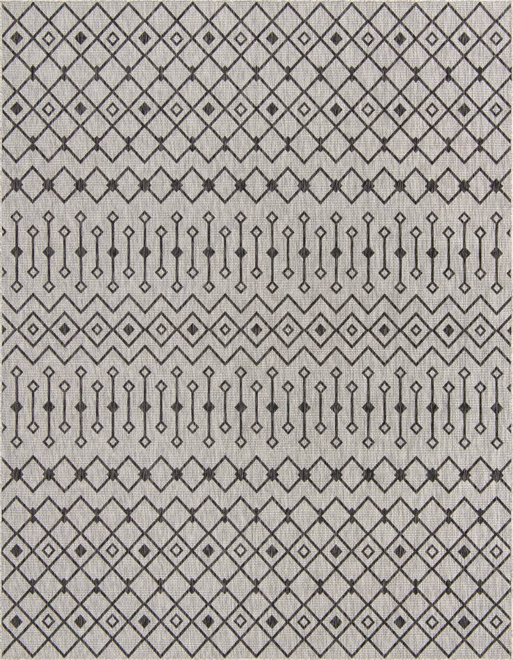 Detail image of 10' x 13' Easy-Clean Lattice Indoor / Outdoor Rug