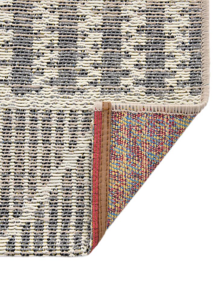 Detail image of 2' x 3' Washable Lattice Indoor / Outdoor Rug