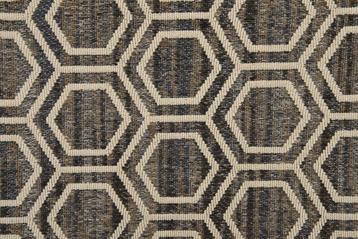 Detail image of 5' 3 x 7' 8 Easy-Clean Modern Indoor / Outdoor Rug