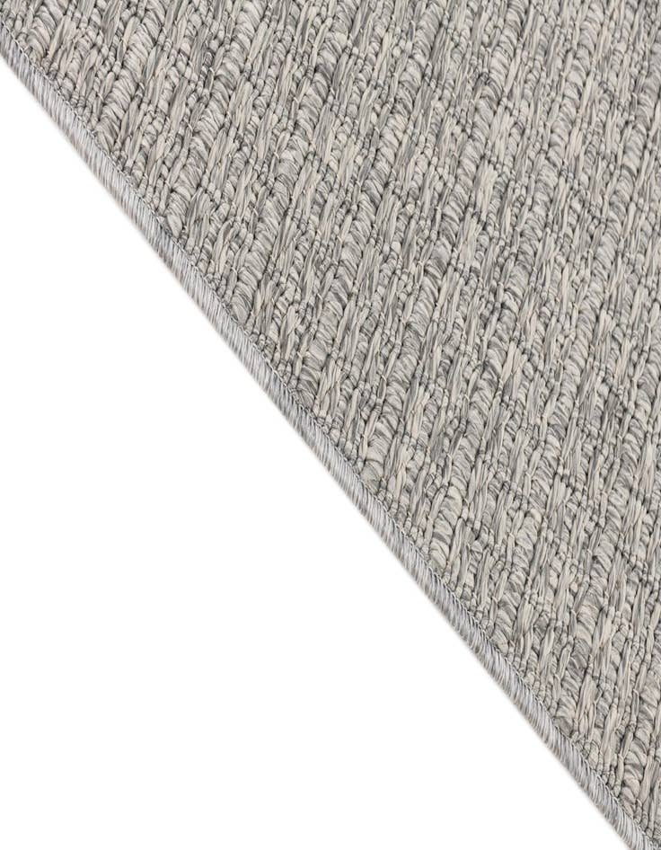Detail image of 4' 9 x 7' 5 Easy-Clean Modern Indoor / Outdoor Rug