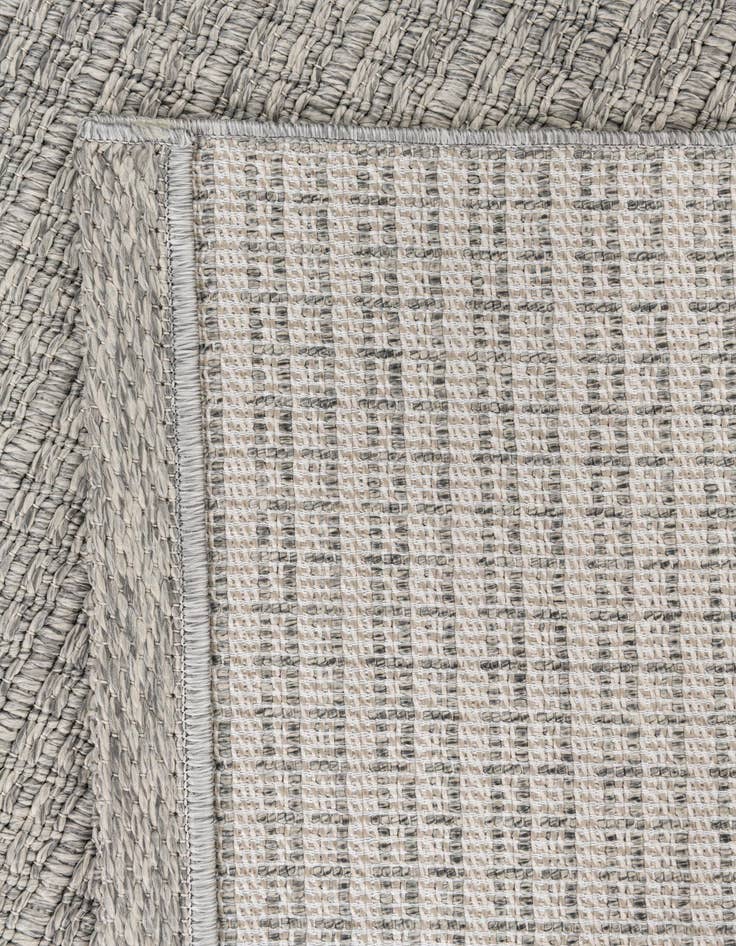 Detail image of 4' 9 x 7' 5 Easy-Clean Modern Indoor / Outdoor Rug
