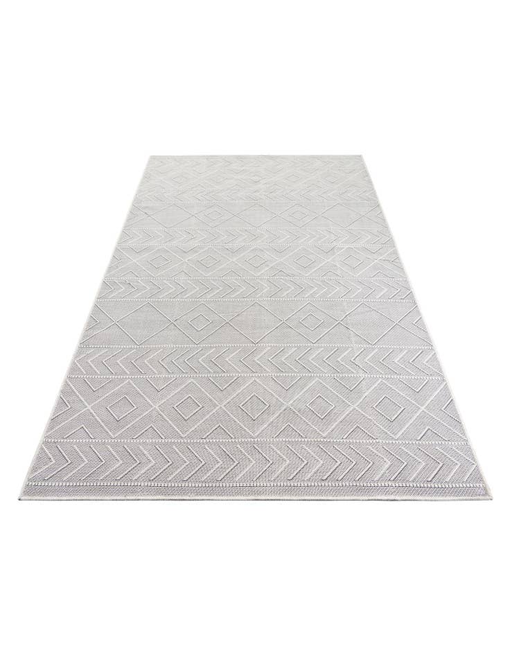 Detail image of 5' x 7' 10 Easy-Clean Modern Indoor / Outdoor Rug