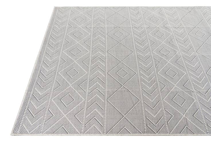 Detail image of 5' x 7' 10 Easy-Clean Modern Indoor / Outdoor Rug