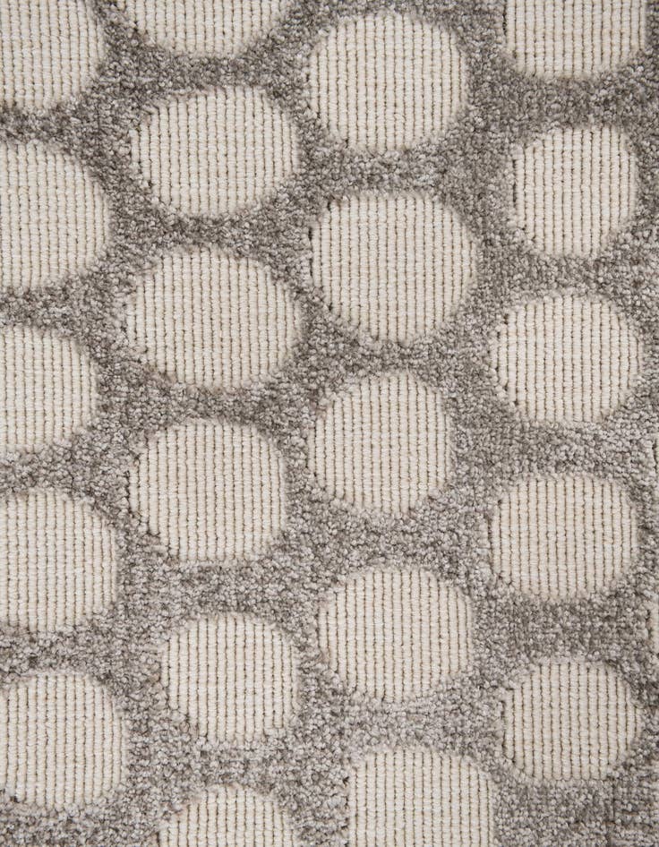 Detail image of 5' 3 x 7' 7  Washable Modern Indoor / Outdoor Rug