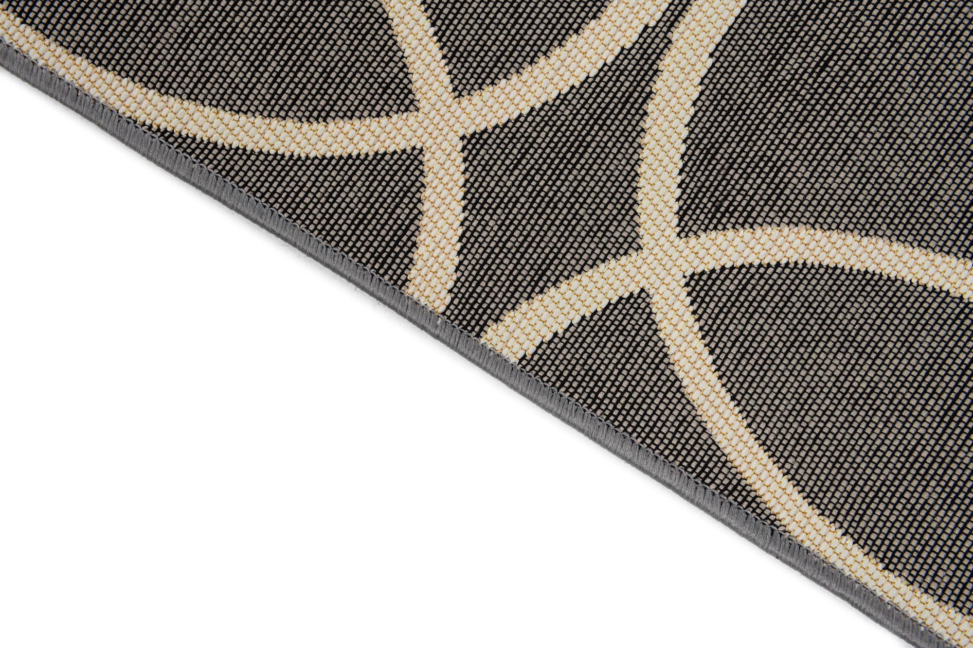 5' 3 x 7' 6 Easy-Clean Modern Indoor / Outdoor Rug