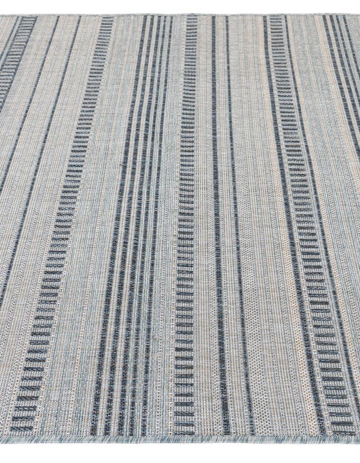 Detail image of 5' x 6' 10 Easy-Clean Modern Indoor / Outdoor Rug