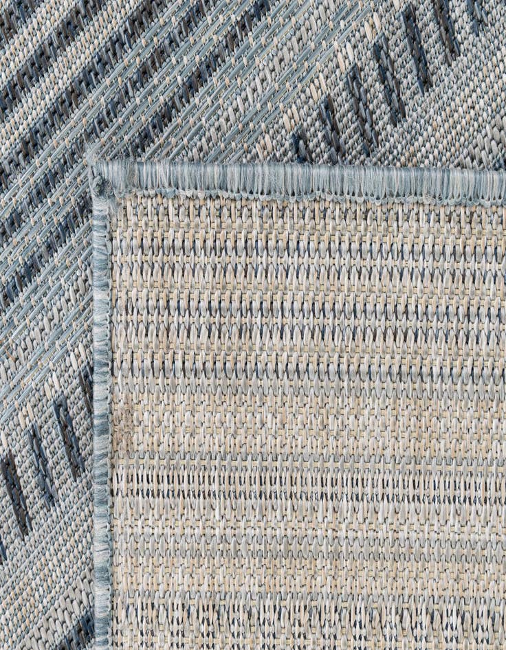 Detail image of 5' x 6' 10 Easy-Clean Modern Indoor / Outdoor Rug