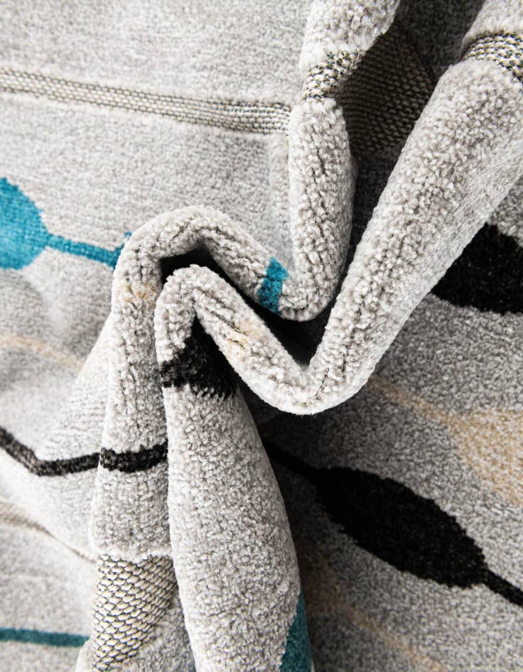 Detail image of 8' x 10'  Washable Modern Indoor / Outdoor Rug