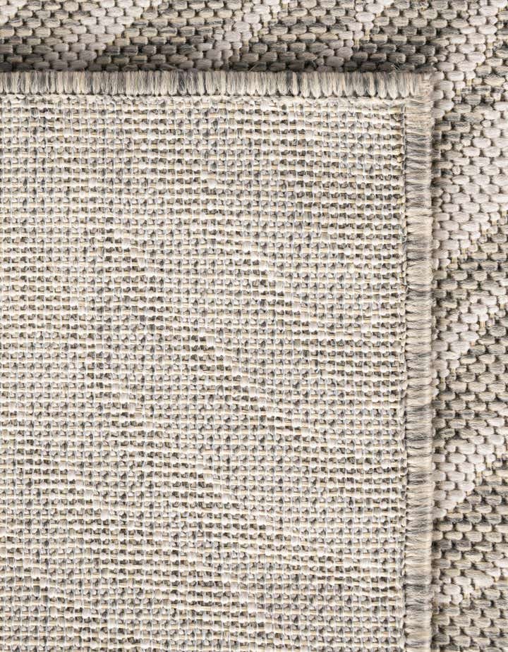 2' x 3' Easy-Clean Modern Indoor / Outdoor Rug