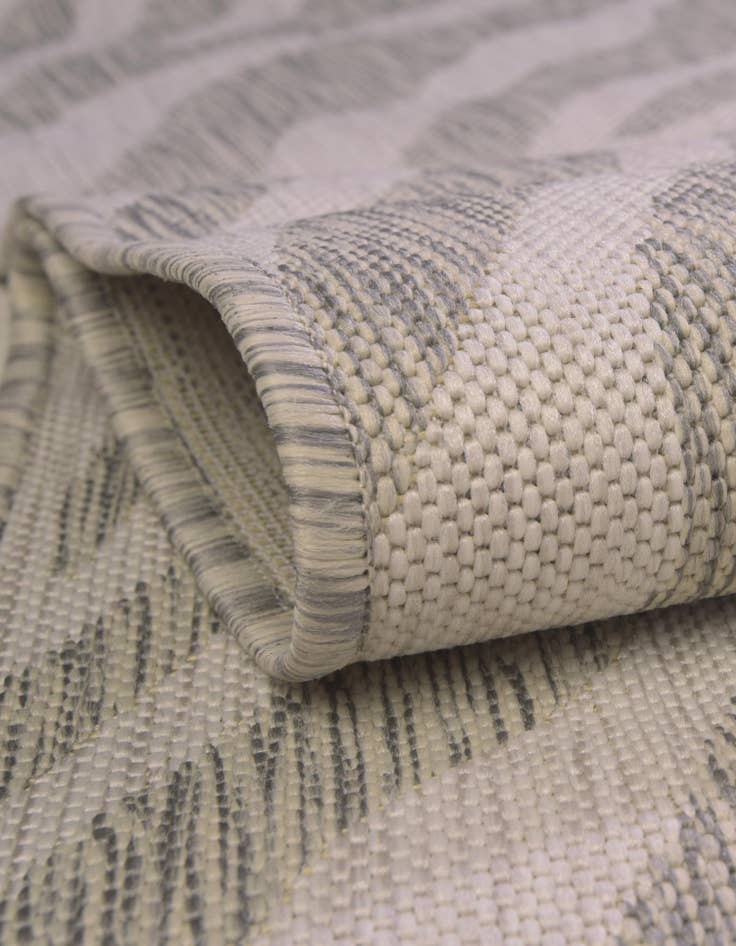 Detail image of 2' x 3' Easy-Clean Safari Indoor / Outdoor Rug