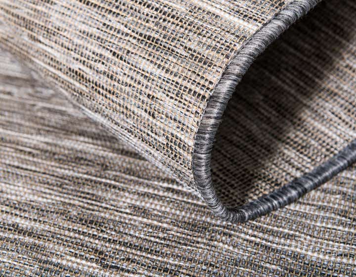 8' 4 x 11' 4 Easy-Clean Solid Indoor / Outdoor Rug