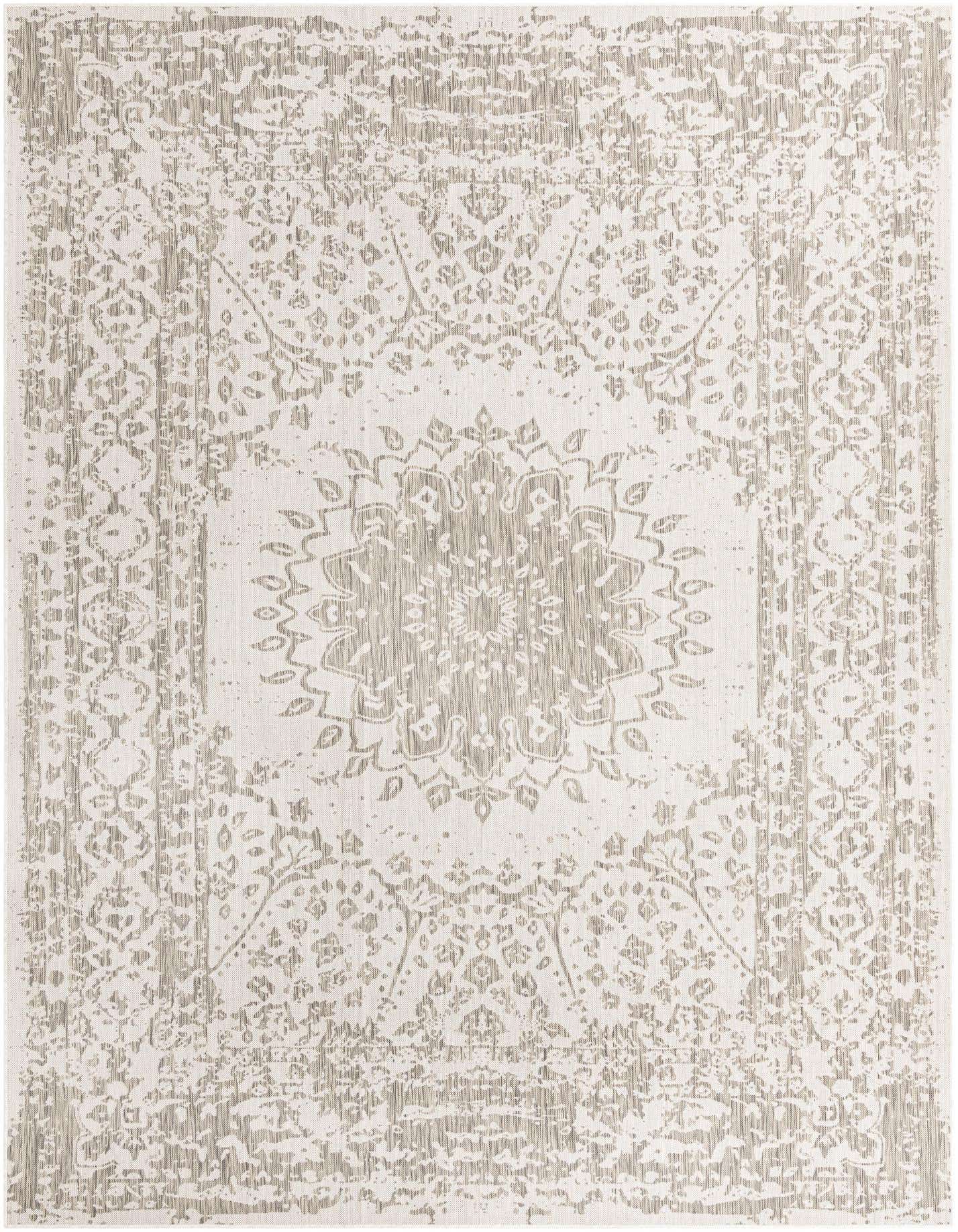 10' x 14' Easy-Clean Traditional Indoor / Outdoor Rug