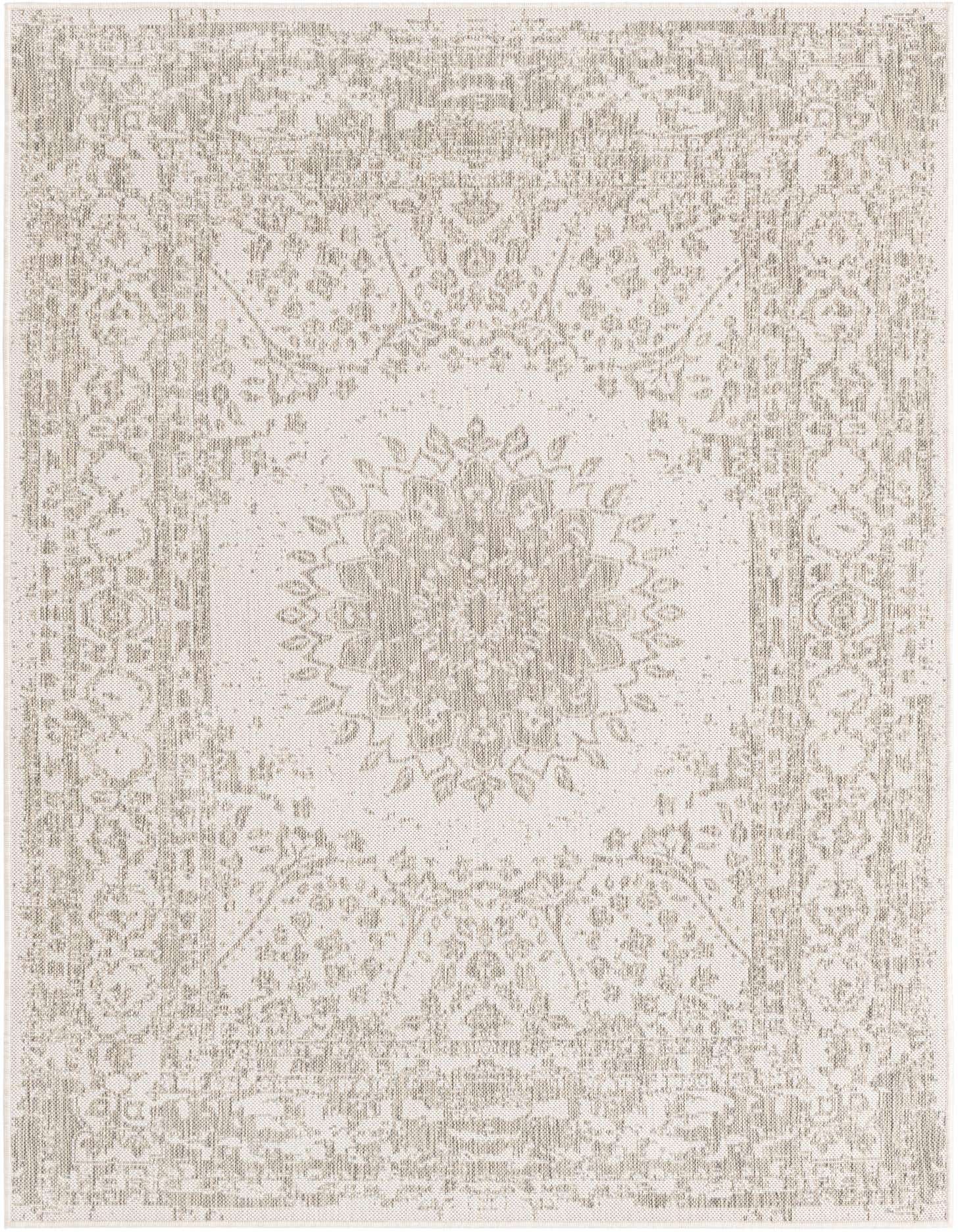 5' 3 x 7' Easy-Clean Traditional Indoor / Outdoor Rug