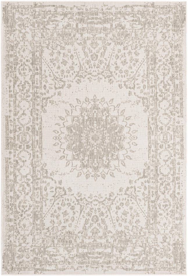 Detail image of 6' x 9' Easy-Clean Traditional Indoor / Outdoor Rug