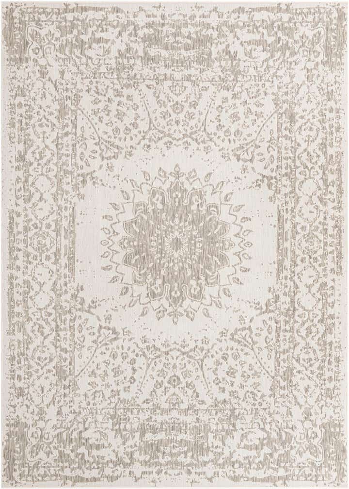 7' 10 x 10' Easy-Clean Traditional Indoor / Outdoor Rug