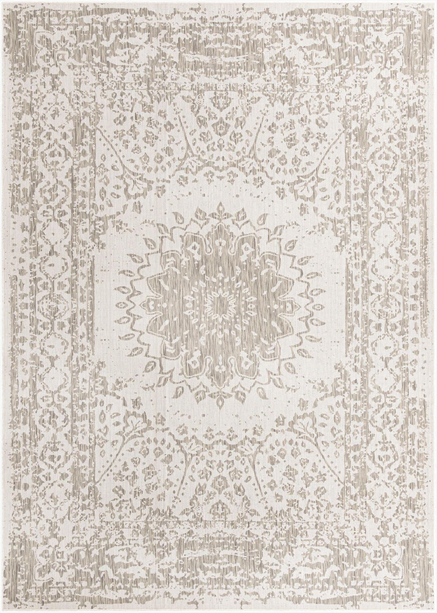 10' x 14'  Washable Traditional Indoor / Outdoor Rug