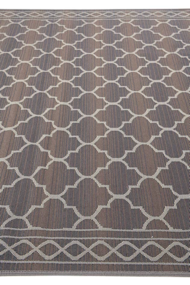 Detail image of 5' 3 x 7' 7 Easy-Clean Trellis Indoor / Outdoor Rug