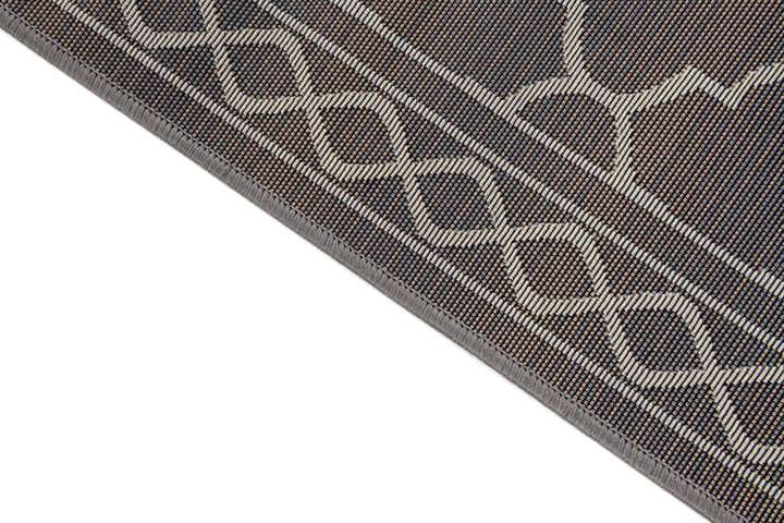 5' 3 x 7' 7 Easy-Clean Trellis Indoor / Outdoor Rug