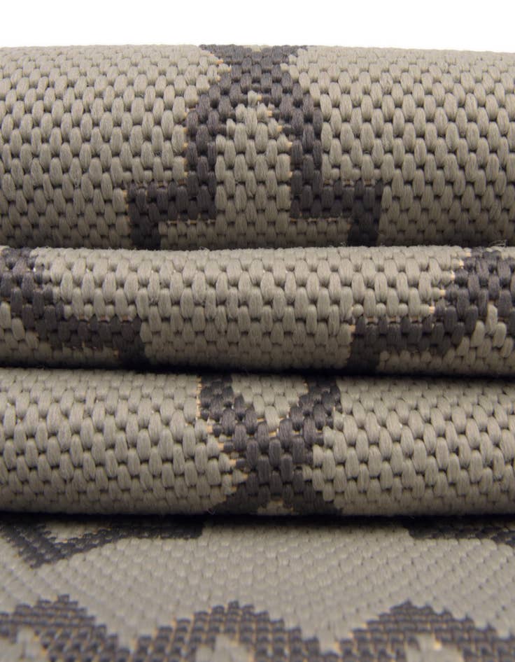 Detail image of 5' 3 x 8'  Washable Trellis Indoor / Outdoor Rug