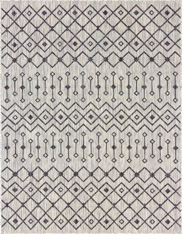 Detail image of 6' x 9' Easy-Clean Trellis Indoor / Outdoor Rug