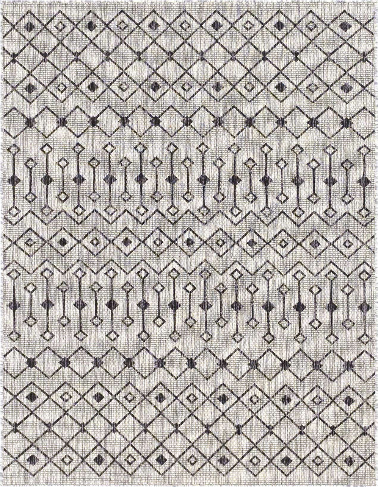 5' 3 x 8' Easy-Clean Trellis Indoor / Outdoor Rug