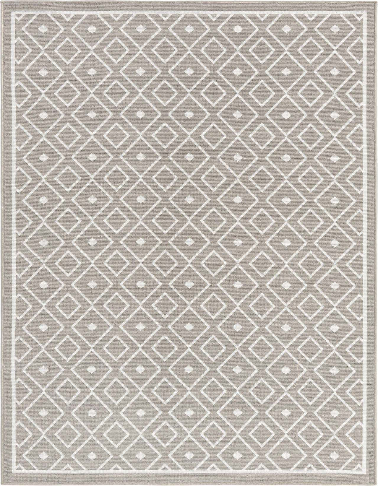 5' 3 x 8' Easy-Clean Trellis Indoor / Outdoor Rug