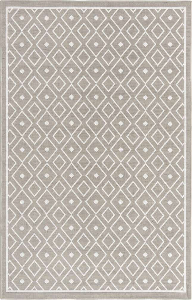 5' 3 x 8' Easy-Clean Trellis Indoor / Outdoor Rug