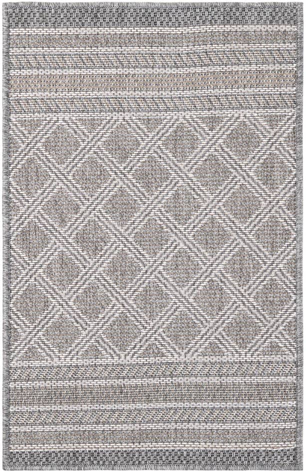 Detail image of 2' x 3' 1 Easy-Clean Trellis Indoor / Outdoor Rug