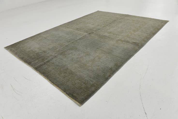 Detail image of 4' 9 x 6' 6 Hand Knotted Over-Dyed Ziegler Rug