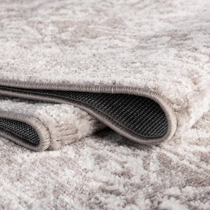 Detail image of 8' x 10' Oxford Rug