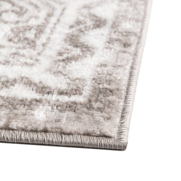 Detail image of 8' x 10' Oxford Rug