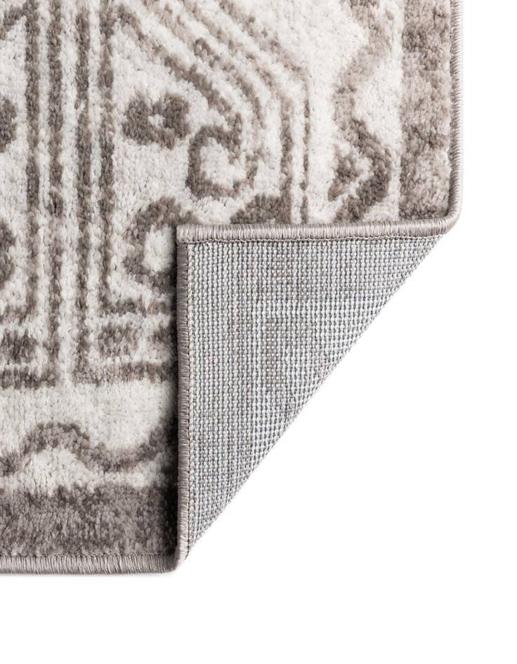 Detail image of 8' x 10' Oxford Rug