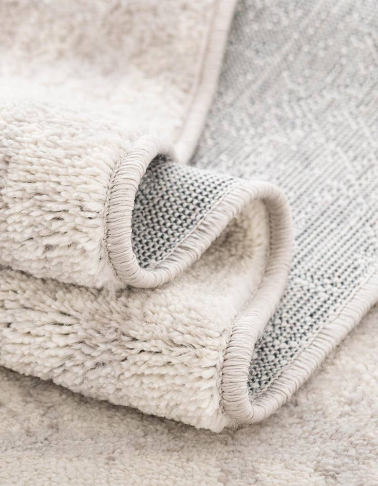 Detail image of 10' x 14' Oxford Rug