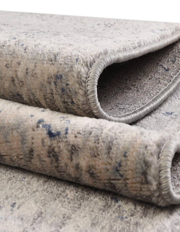 Detail image of 5' x 8' Oxfordshire Rug
