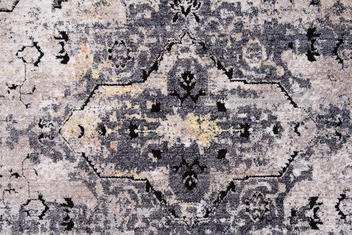 5' 3 x 7' 4 Palazzo Rug