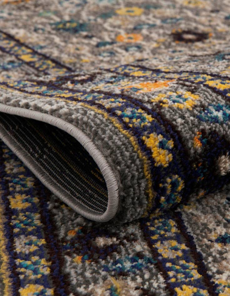 Detail image of 9' x 12'  Washable Palazzo Rug