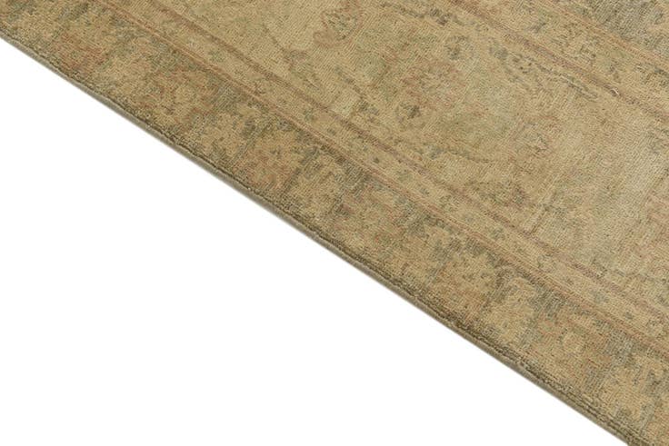 Detail image of 6' x 9' 4 Hand Knotted Peshawar Ziegler Rug