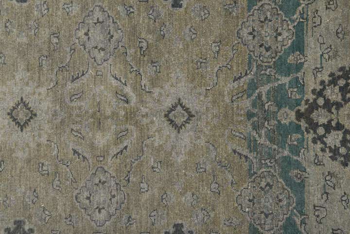 4' 9 x 6' Hand Knotted Peshawar Ziegler Rug